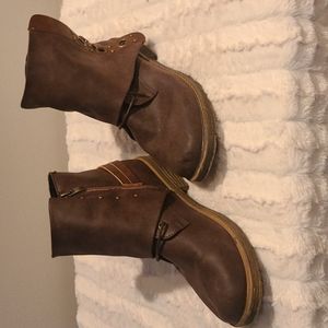 Brown wide ankle flat heeled boots